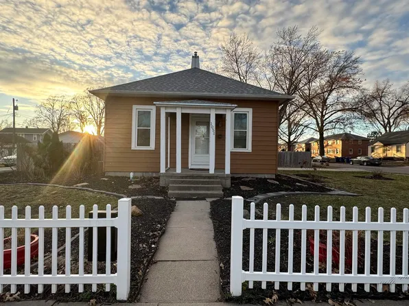 1051 N L St, Fremont, NE 68025