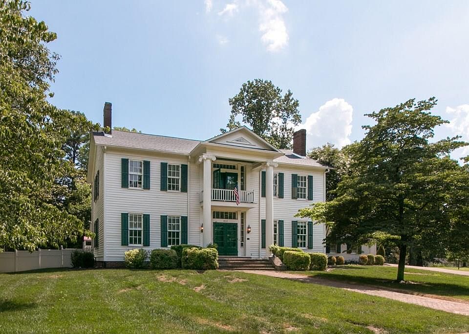 1st image of 403 Whitehall Cir