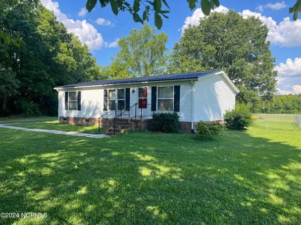 224 S Sycamore Street, Woodland, NC 27897