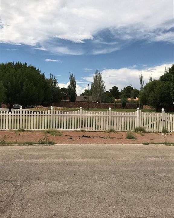 1st image of 681 Las Granjas Dr