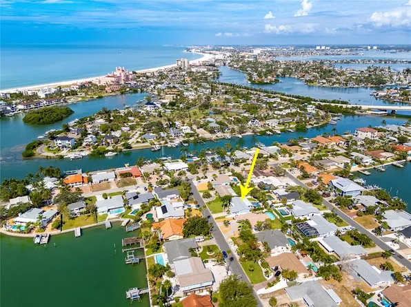 230 S Julia Cir, Saint Pete Beach, FL 33706
