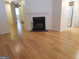 603A Cypress Point Cir, Mount Laurel, NJ 08054