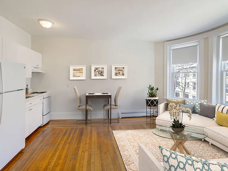 Beacon Fairbanks Manor Apartments — Photo 11