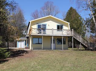 26832 S Point Aux Frenes Rd, Goetzville, MI 49736