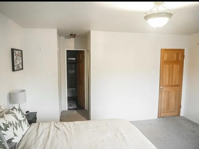 800 N Washington St #209 — Photo 8