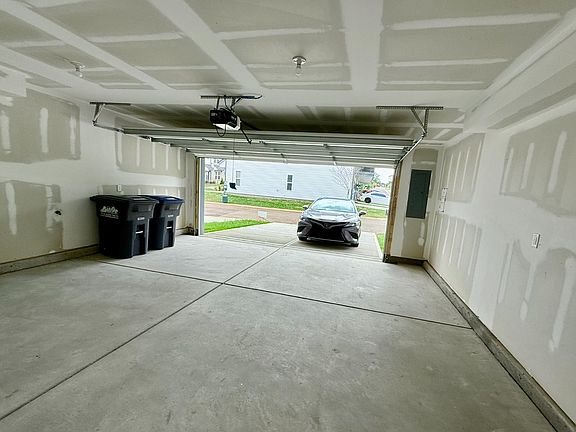 4th image of 1609 Blanche St #1