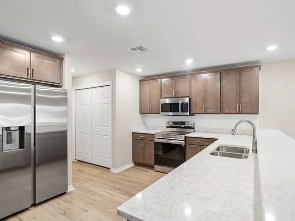 314 Chesapeake Dr, Saint Cloud, FL 34771