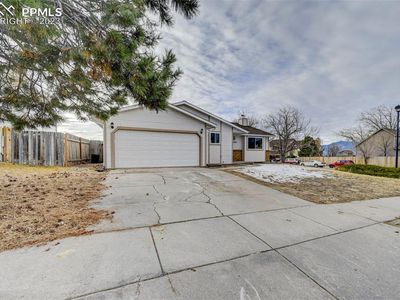 2180 Ambleside Dr, Colorado Springs, CO, 80915