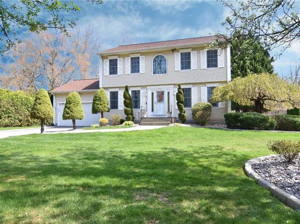 21 Deer View Rd, Johnston, RI 02919