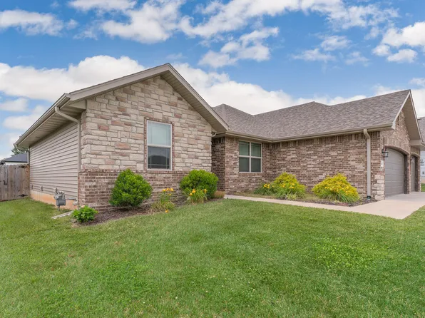 1839 S Lullwood Avenue, Springfield, MO 65802