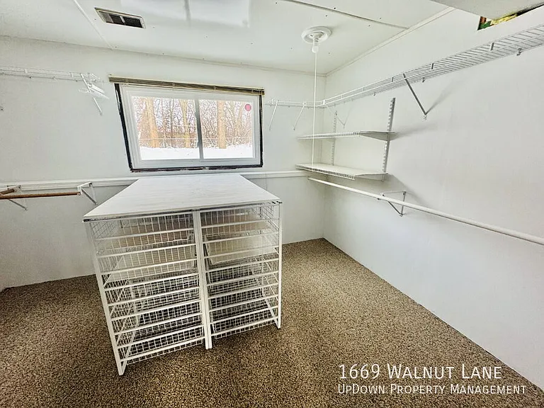 1669 Walnut Ln — Photo 27