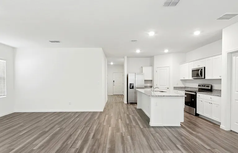 Beacon at Presidential Heights Rental Homes — Photo 16