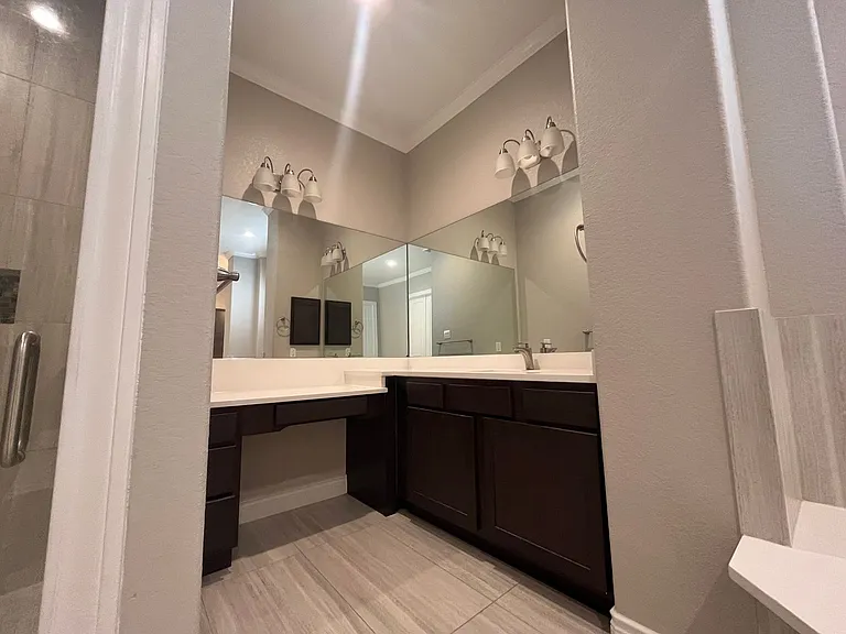 4815 Viewcrest Rd — Photo 28