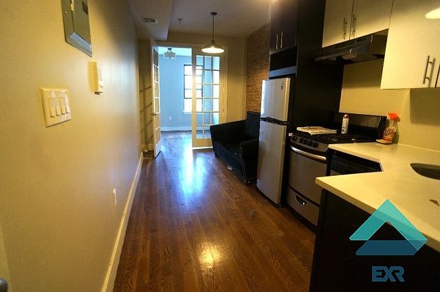 1st image of 1355 Putnam Ave APT 3L
