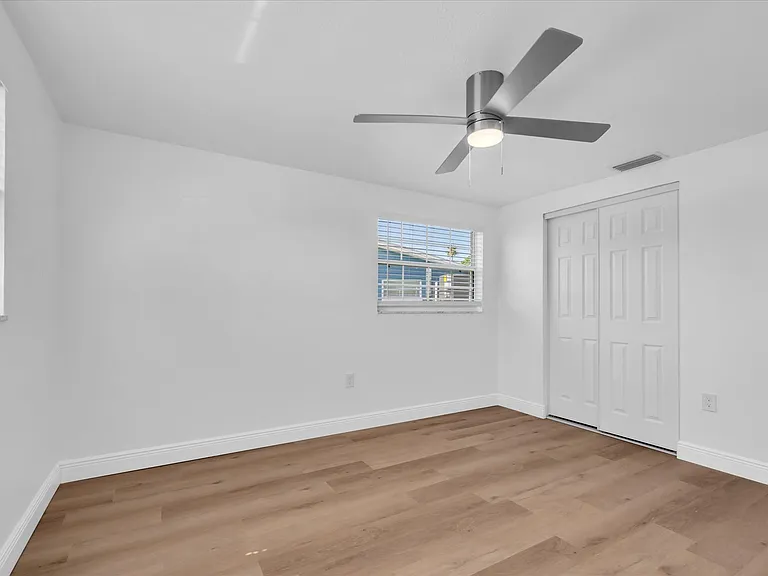 5600 Bayou Grande Blvd NE — Photo 22