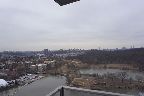 Rented by OOAKB&F INC | media 34