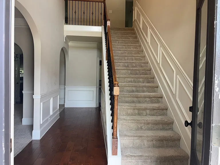 717 Porter Ln — Photo 8