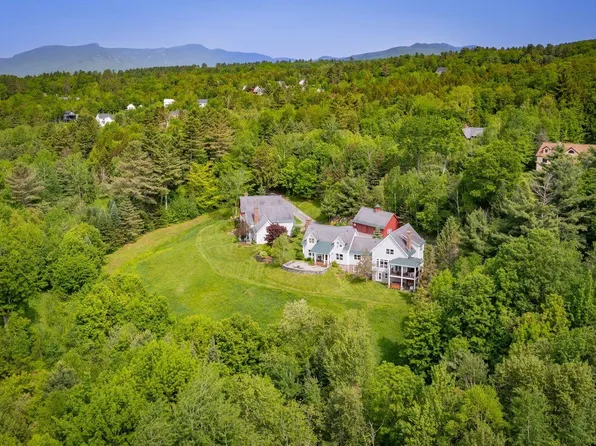 43 Perkins Lane, Stowe, VT 05672