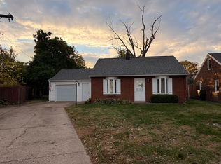 101 Howard St, East Peoria, IL 61611