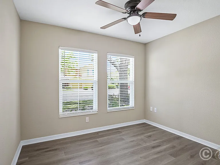 10831 Johanna Ave — Photo 12