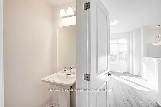 575 Woodward Ave #18 — Photo 13