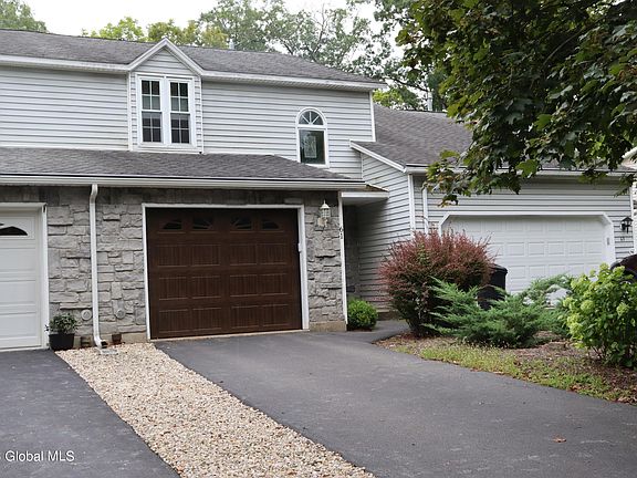 2nd image of 61 Woodside Drive