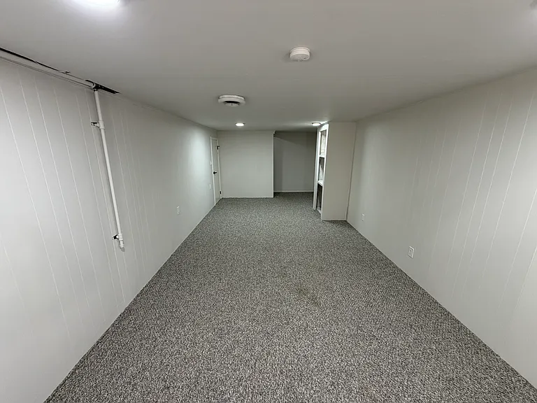 1818 Grandview Dr — Photo 14