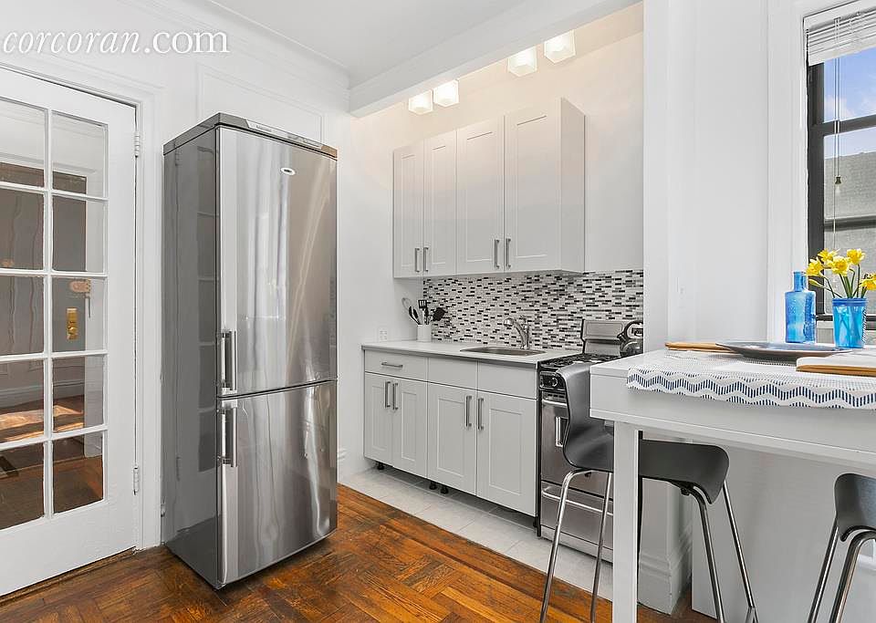 2nd image of 205-207 E 10th St