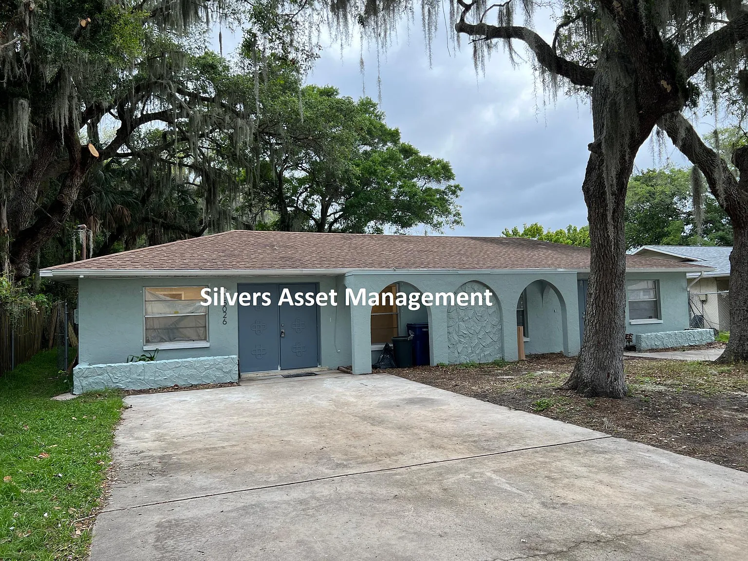 3 bed, 950 sqft, $2,000 — Photo 3