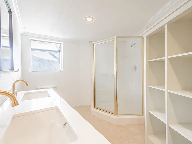 6326 Bluebird Rd — Photo 7