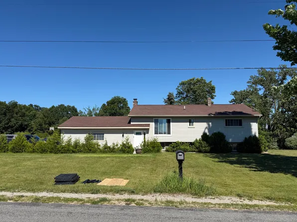 9154 Old Highway 99, Montague, MI 49437