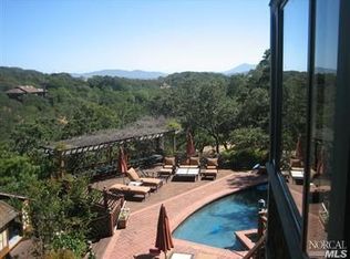 25 Lockton Ln, Novato, CA 94945