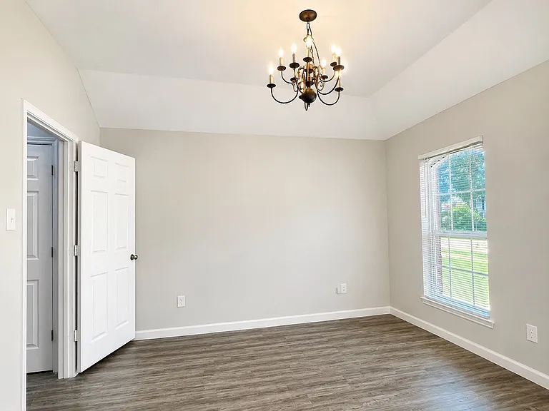 1745 Duck Cove Dr — Photo 13