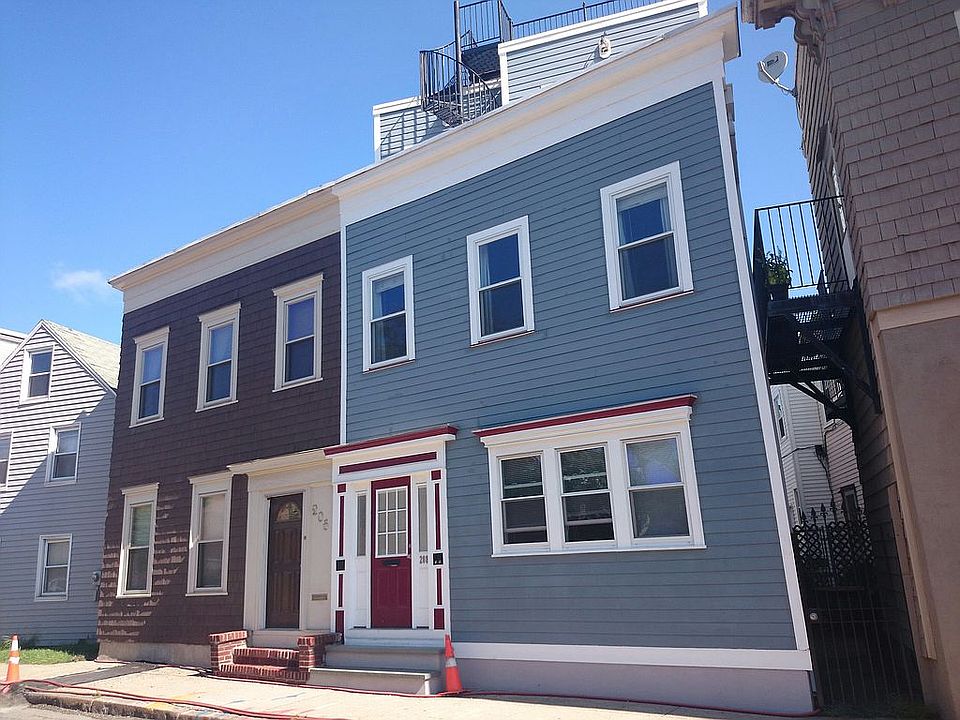 1st image of 208 Emerson St