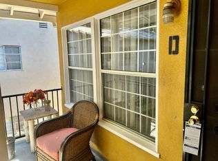 16017 Victory Blvd APT D, Van Nuys, CA 91406