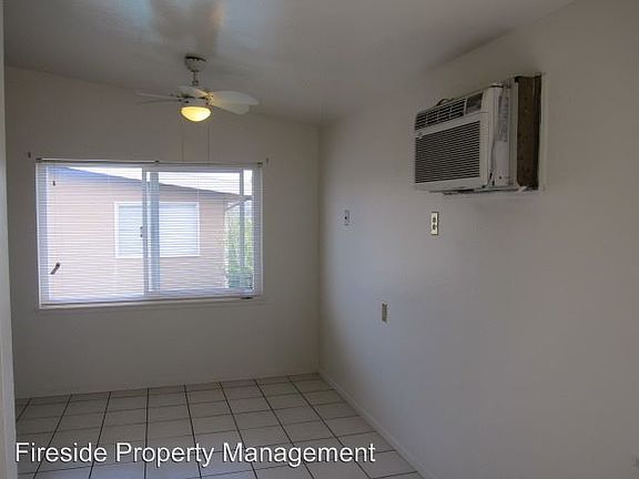 3rd image of 629 Laura Dr APT C
