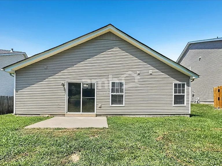 3136 Hidden Creek Dr — Photo 15