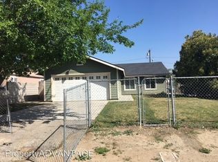 18778 9th St, Bloomington, CA 92316