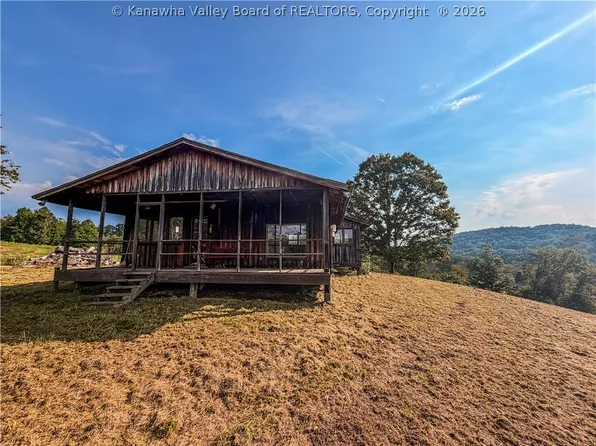 3485 Ghost Hollow Rd, Liberty, WV 25124