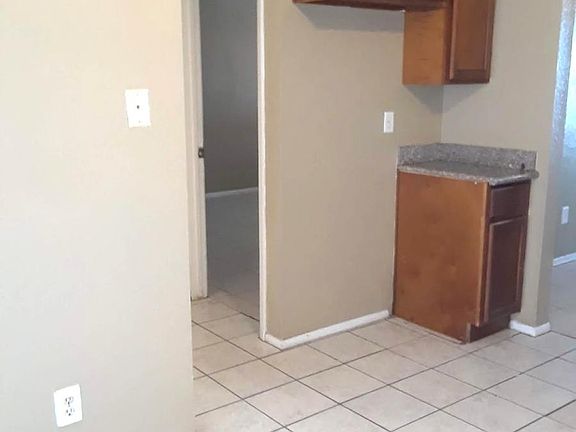 3rd image of 6742 W Palmaire Ave APT 4