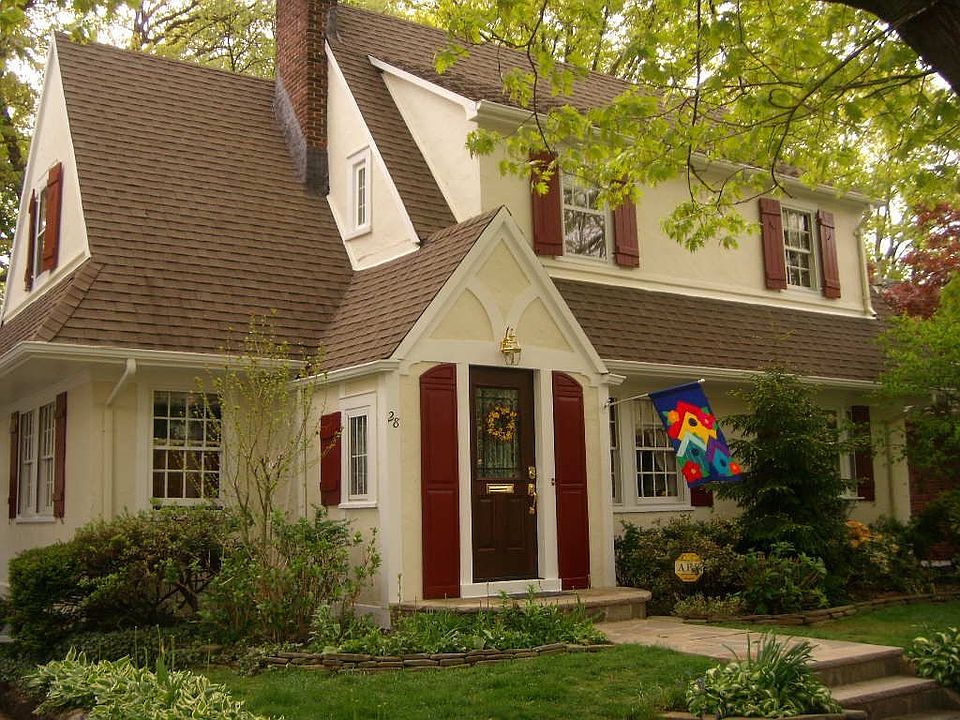 28 Virginia Place., SI NY 10314