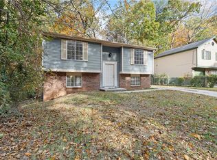 2116 Scarbrough Rd, Stone Mountain, GA 30088