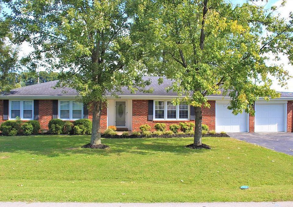 1st image of 200 Sandwood Dr