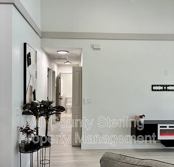 10230 NE 72nd St — Photo 19