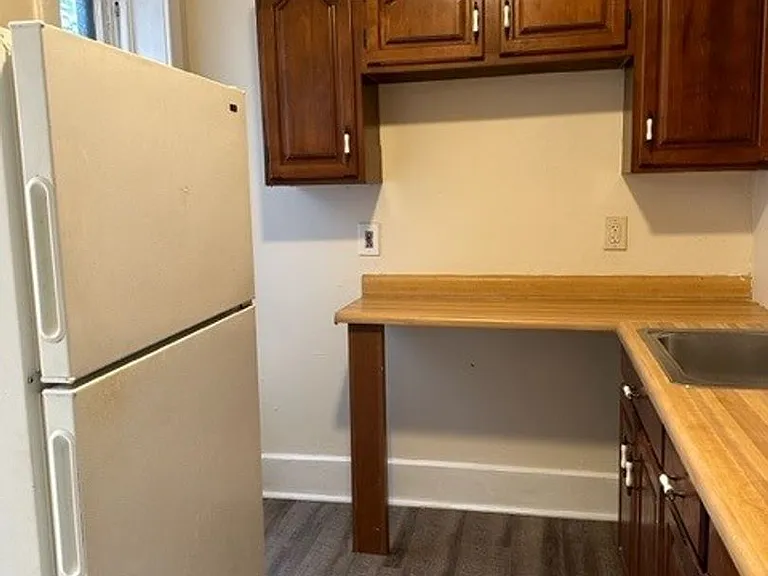 1133 Derry St #2 — Photo 6