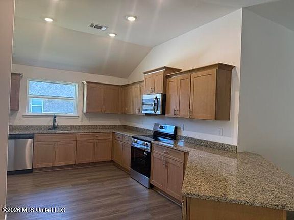5th image of 8779 Jackson Ln