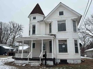 211 S West St, Cambridge, IL