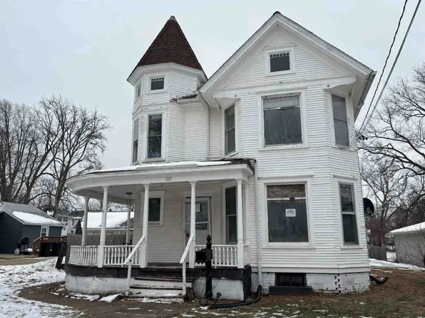 211 S West St, Cambridge, IL 61238