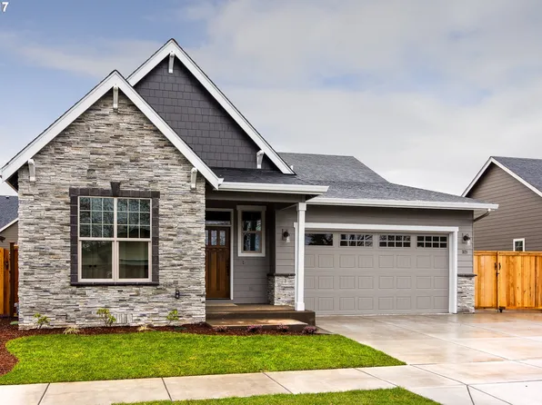 1591 8th Pl, Junction City, OR 97448