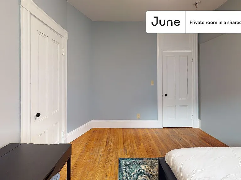 76 Easton St #C — Photo 2